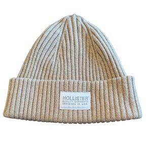 NWOT Woman’s Hollister Tan Ribbed Beanie